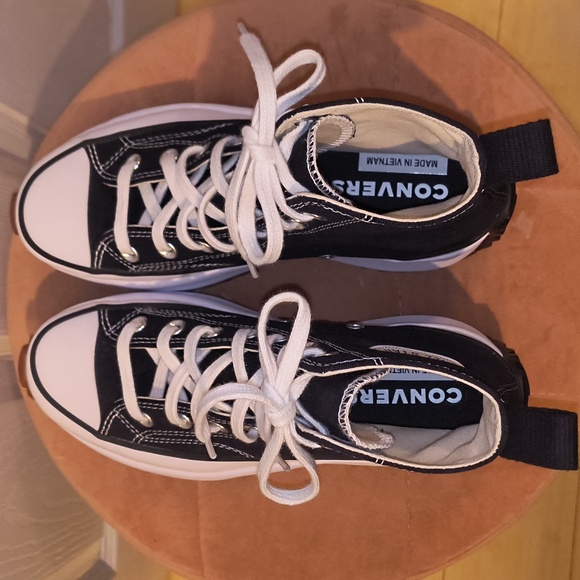 Converse Run Star Hike Hi Platform Sneaker Size 7.5 Womens - Picture 6 of 9